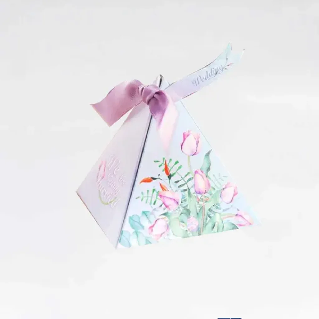 Custom Pyramid Boxes